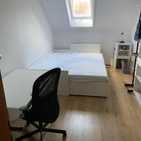Privatzimmer *